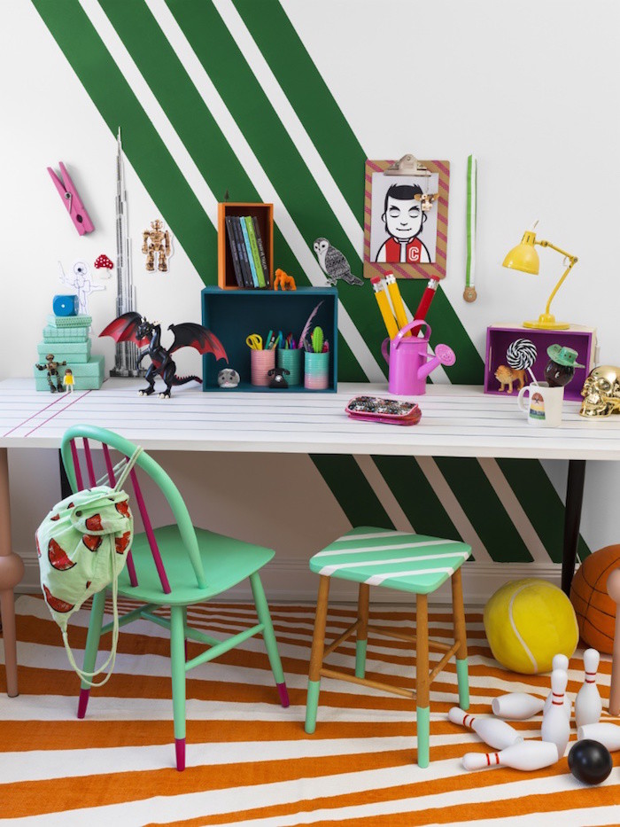 Inspiration for an eclectic kids' bedroom in Stockholm.