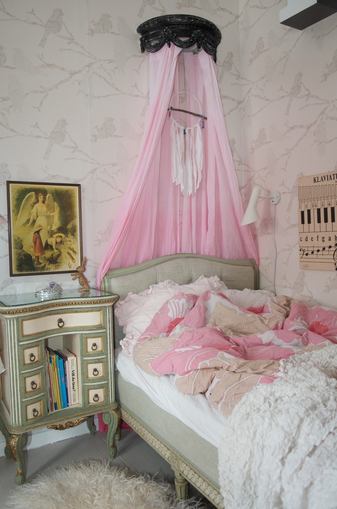 Inspiration for a victorian kids' bedroom in Other.