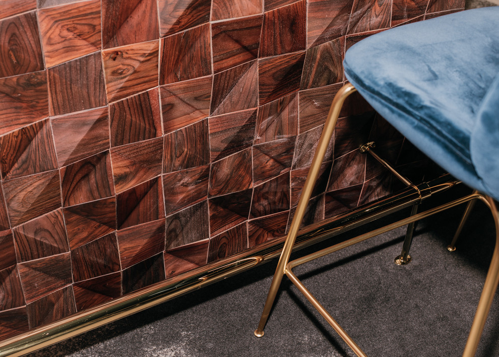 ボルドーにあるエクレクティックスタイルのおしゃれなホームバー (人工大理石カウンター、カーペット敷き、グレーの床、白いキッチンカウンター) の写真