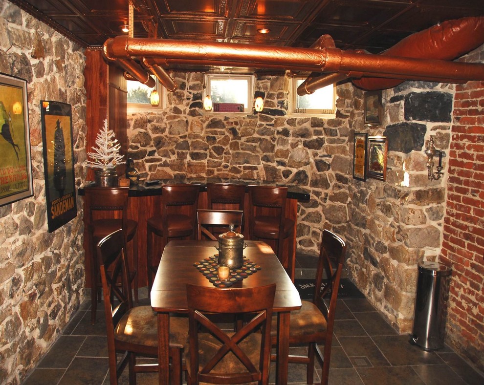 Esempio di una taverna vittoriana con pavimento grigio