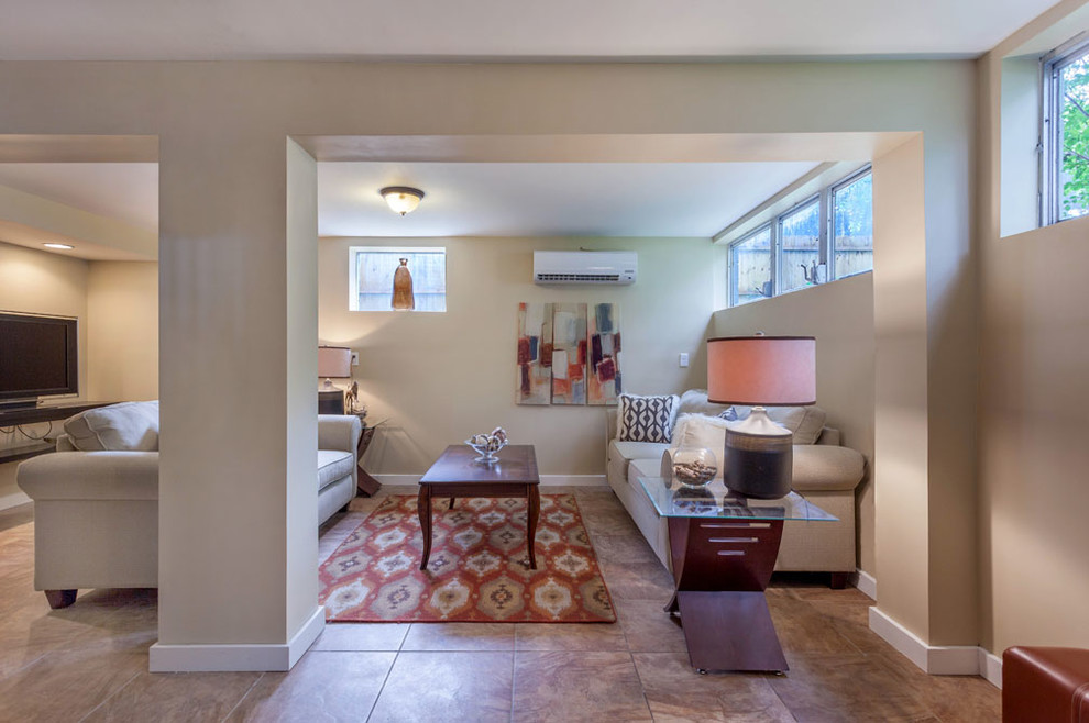 1940's Cottage in Hampton Terrace Sold After Rehab, Staging & Listing