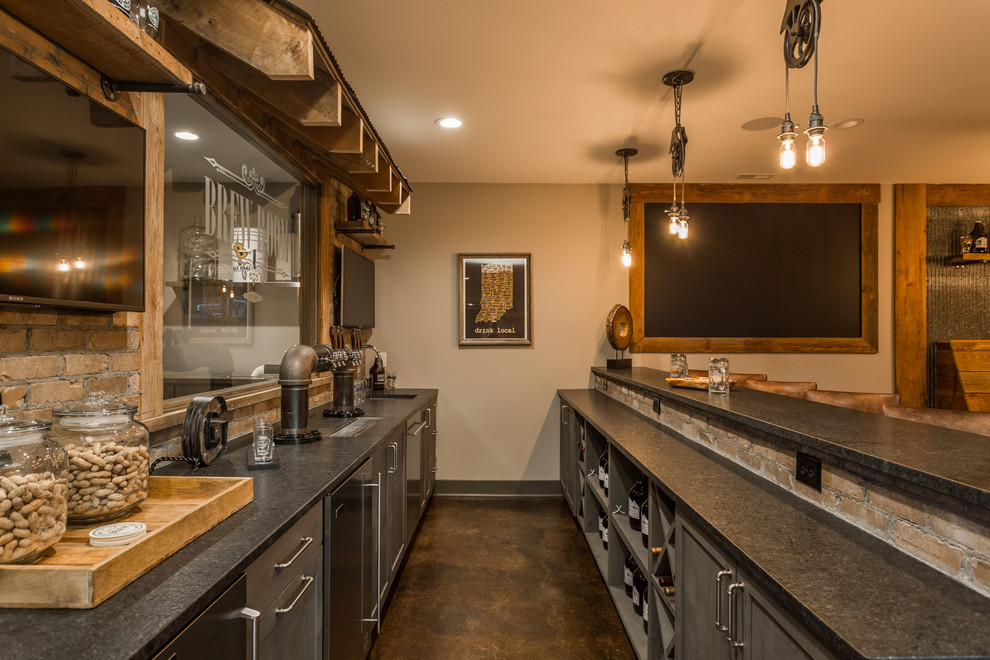 Example of a transitional basement design in Indianapolis