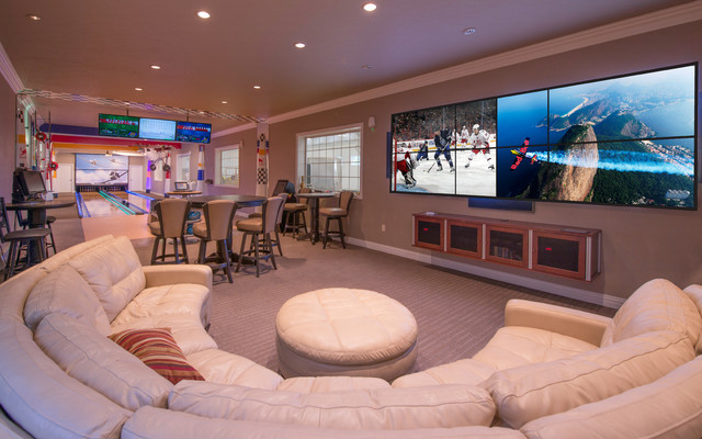 Avitation Alley - Private Bowling Alley - Contemporary - Basement -  Milwaukee - by Fusion Bowling | Houzz