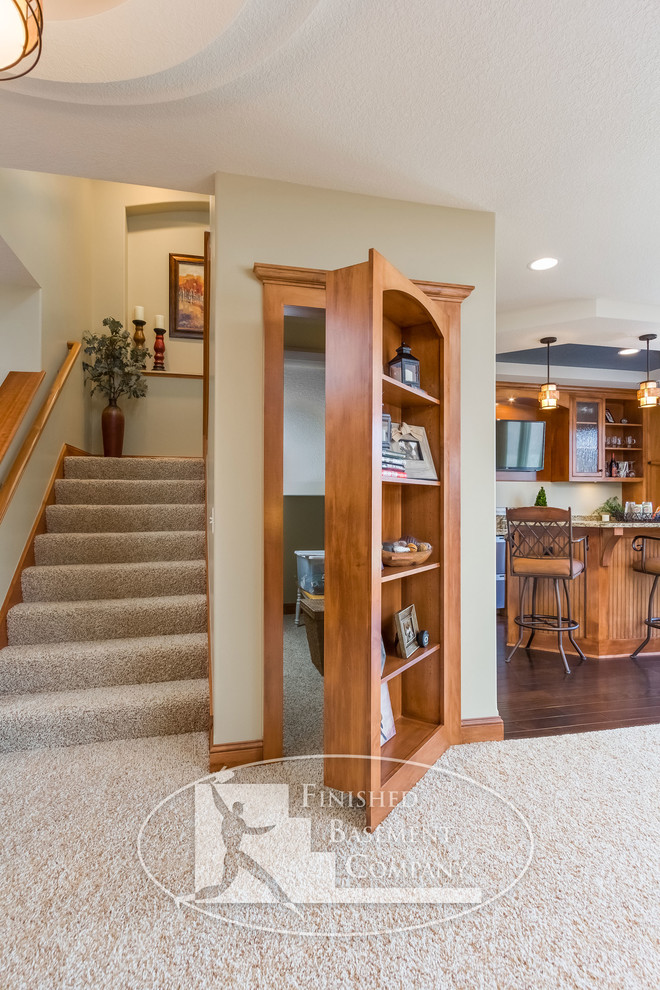 Basement - traditional basement idea in Minneapolis
