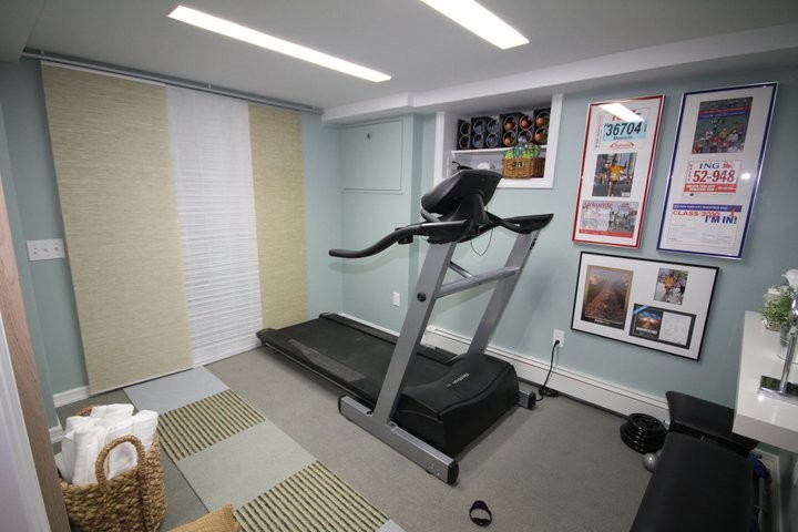 Design ideas for a classic home gym in New York.