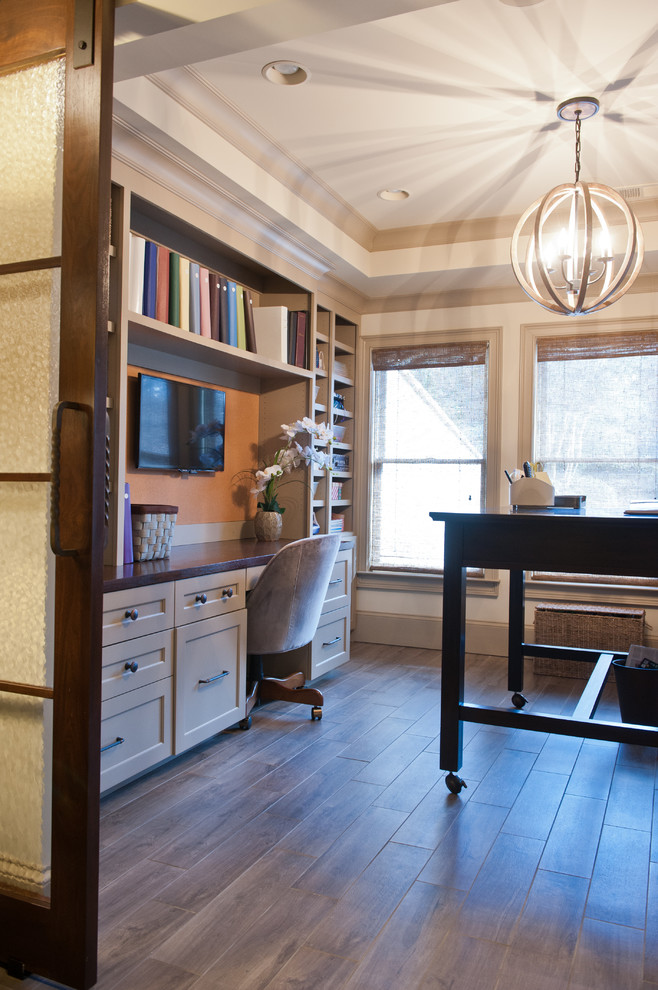 Home office - transitional home office idea in Atlanta