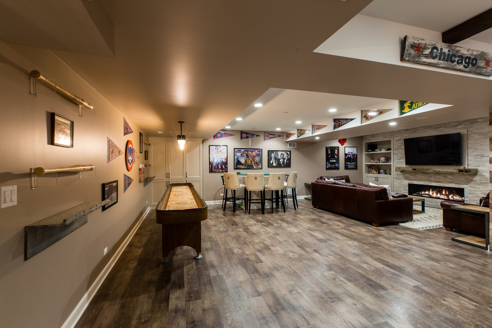 Design ideas for a traditional basement in Chicago.