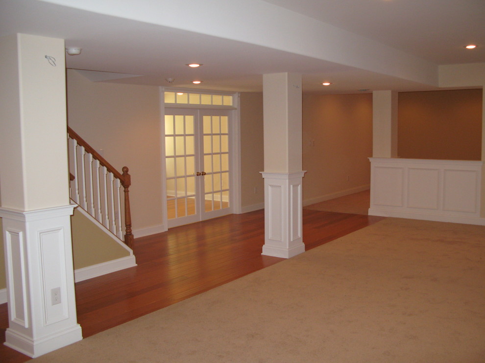 Elegant basement photo in Philadelphia