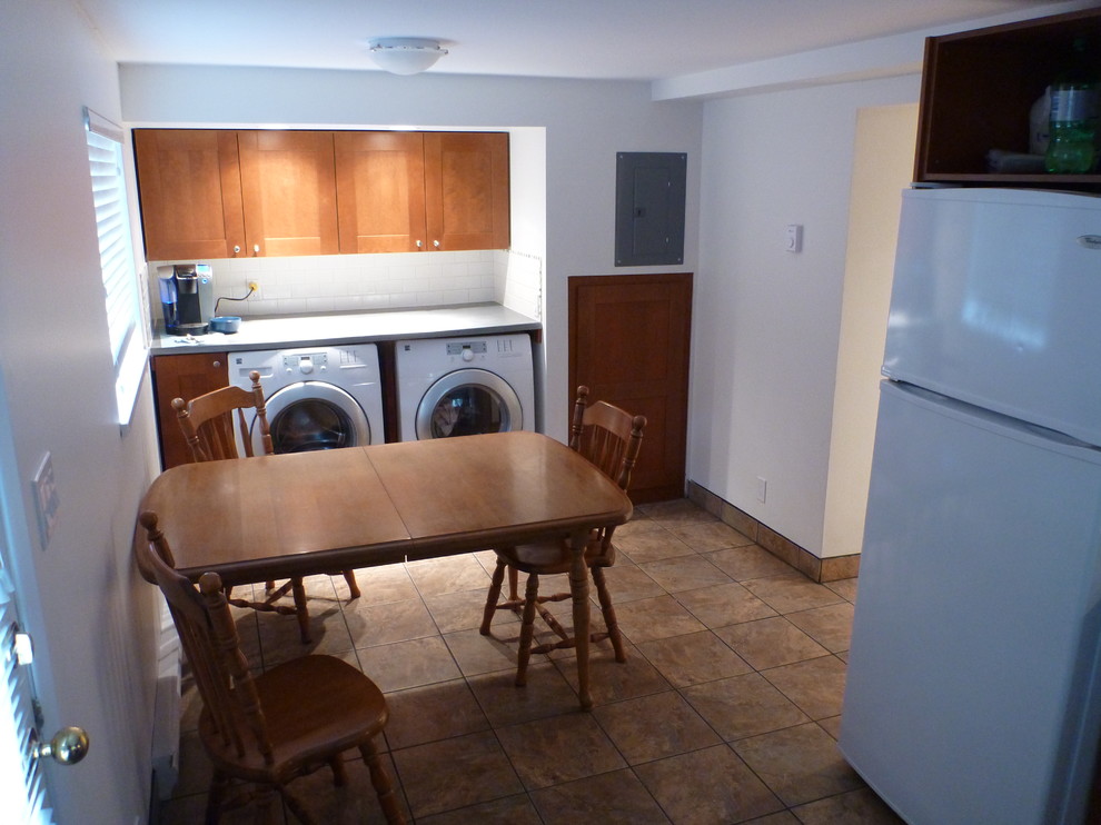 Basement Suite Traditional Basement Vancouver by Ono