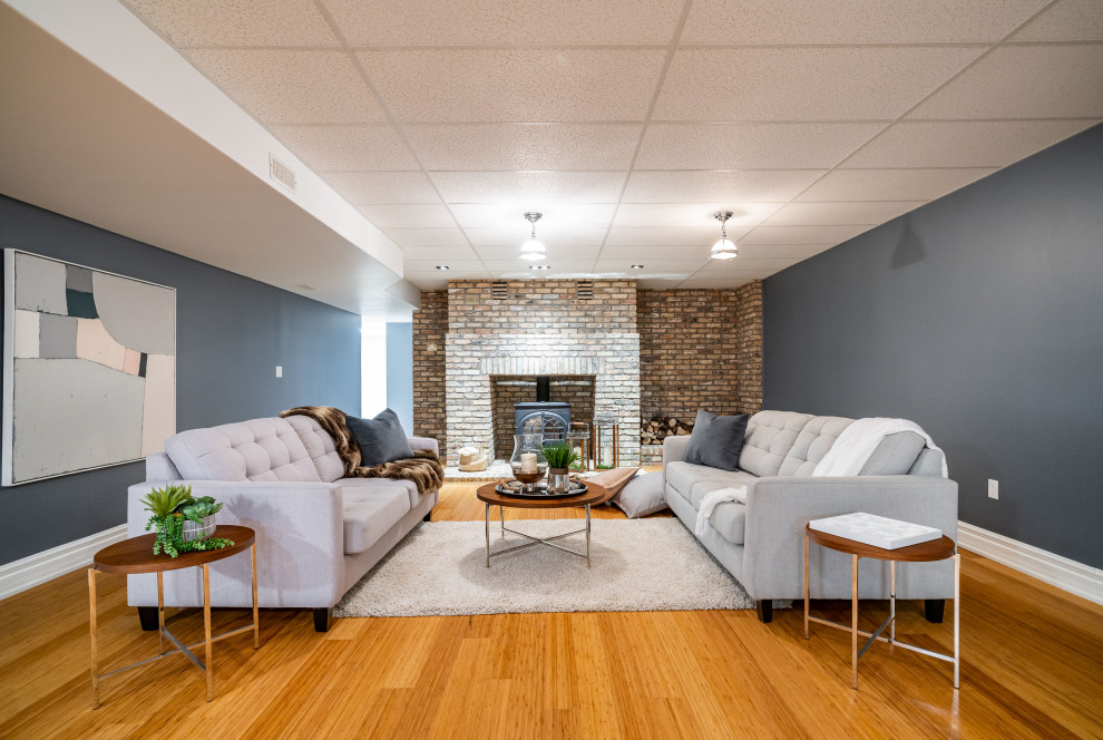 Caledon Modern Farmhouse Sótano Toronto de Lori Pedersen Home