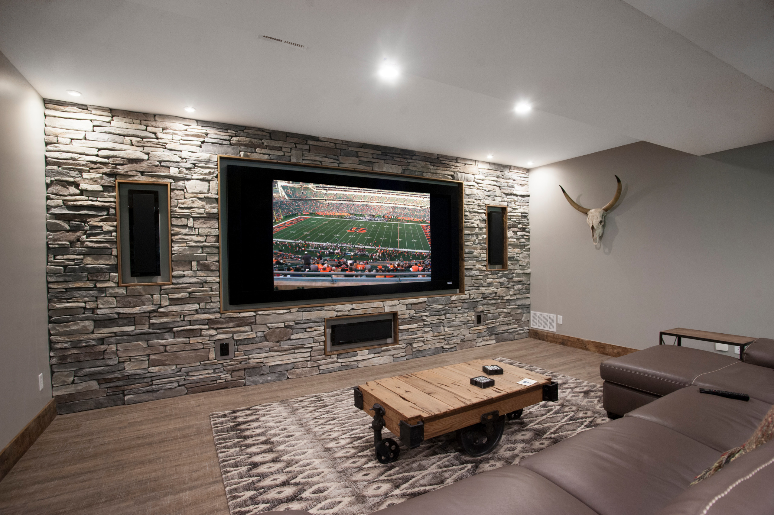 75 Beautiful Rustic Basement Pictures Ideas May 2021 Houzz
