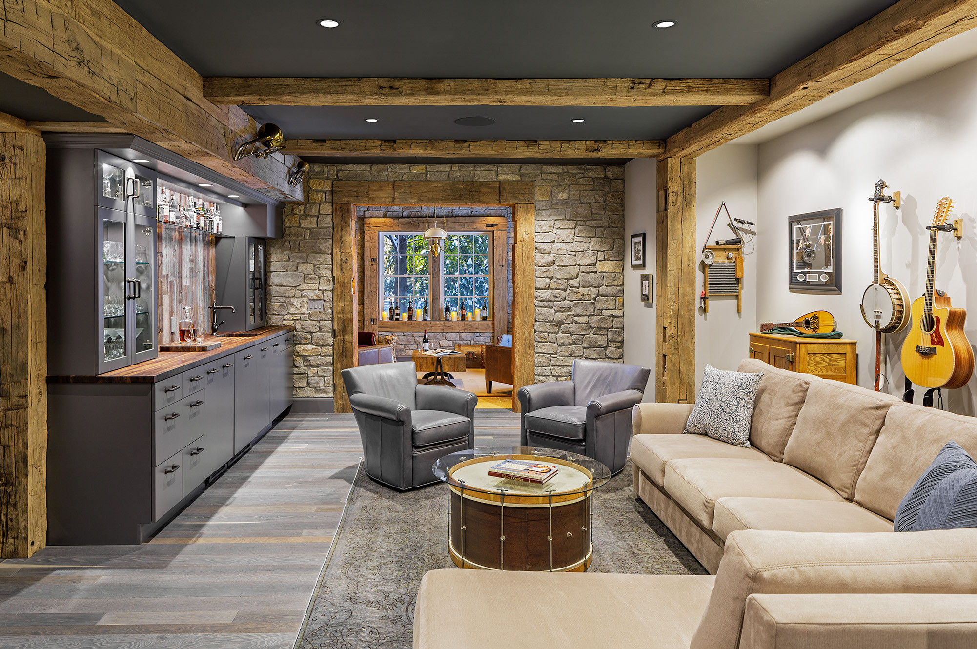 75 Beautiful Rustic Basement Pictures Ideas May 2021 Houzz