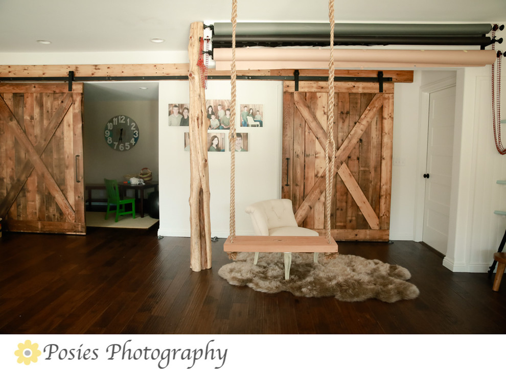 Cottage inspired Photography Studio with Rustic Flair - Rustic - Basement -  Omaha - by Spaces Interiors/Exteriors | Houzz