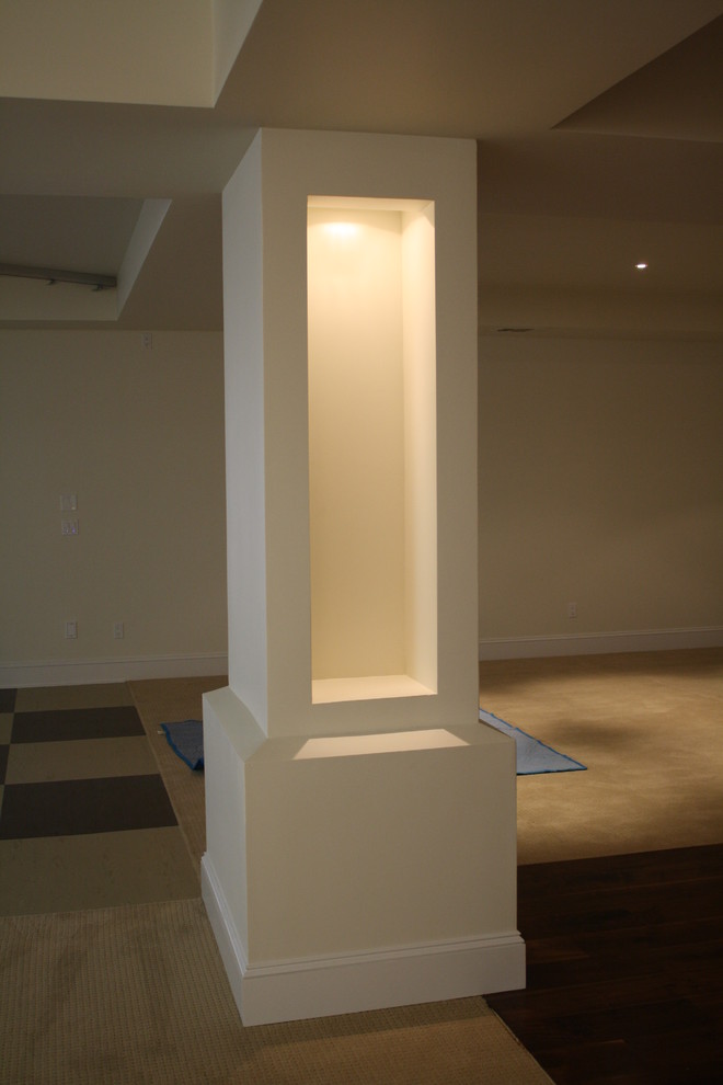 Trendy basement photo in San Francisco