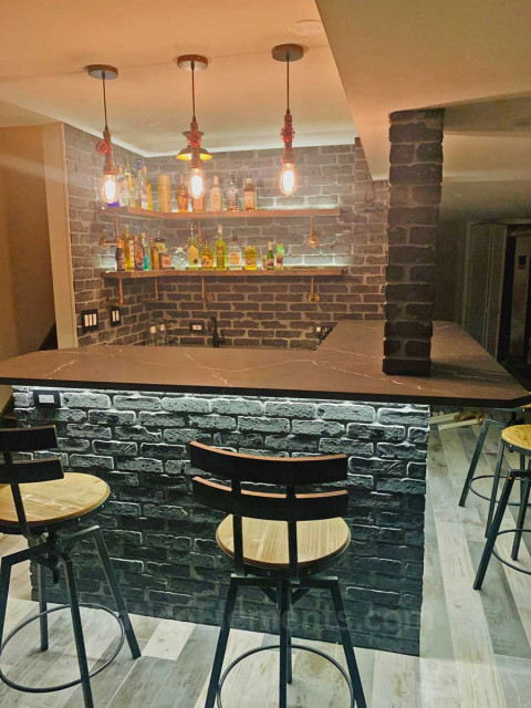 Faux Brick Panels - Contemporain - Bar de Salon - Chicago - par Antico ...