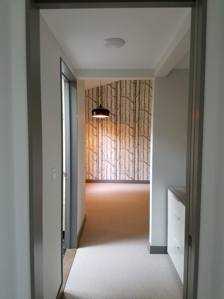 Harbor Springs Master Bedroom Accent Wallpaper Scandinavian