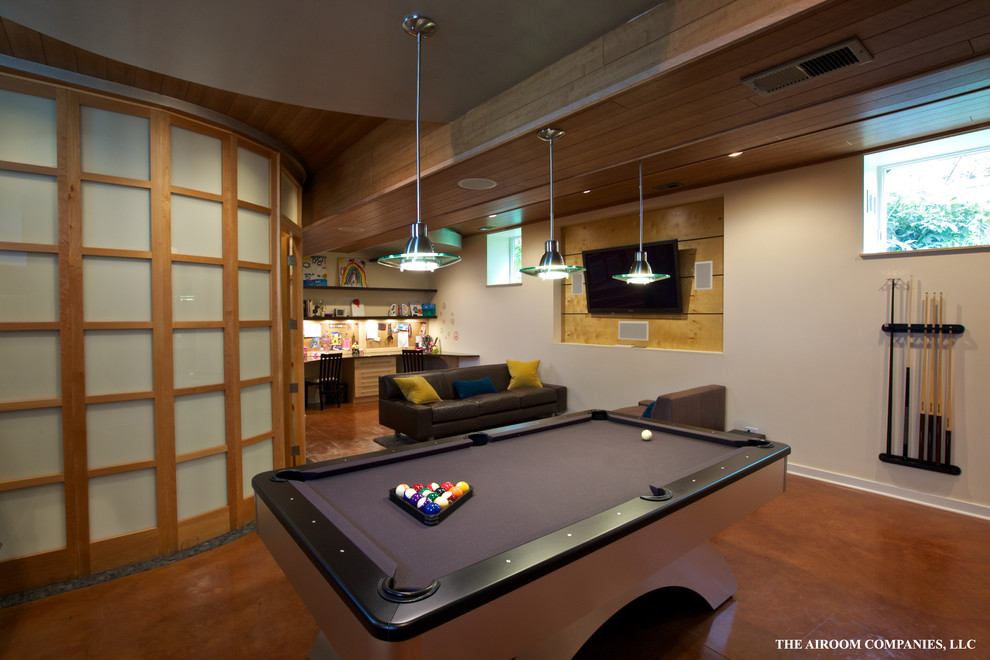 Inspiration for a contemporary basement remodel in Chicago