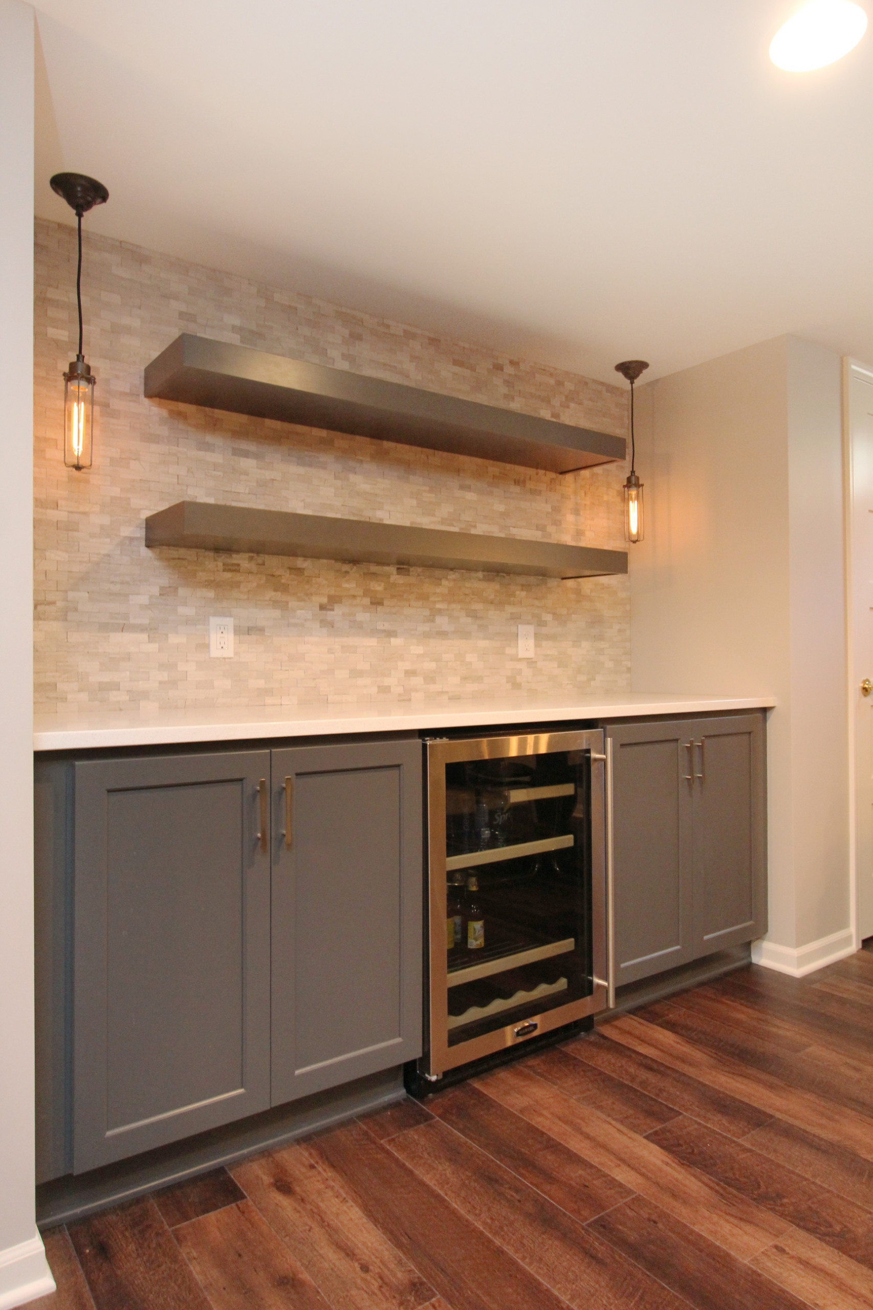 75 Beautiful Modern Basement Pictures Ideas April 2021 Houzz