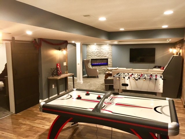 75 Beautiful Rustic Vinyl Floor Basement Pictures Ideas September 2021 Houzz Rustic Vinyl Floor Basement, File Hive Basement Systems