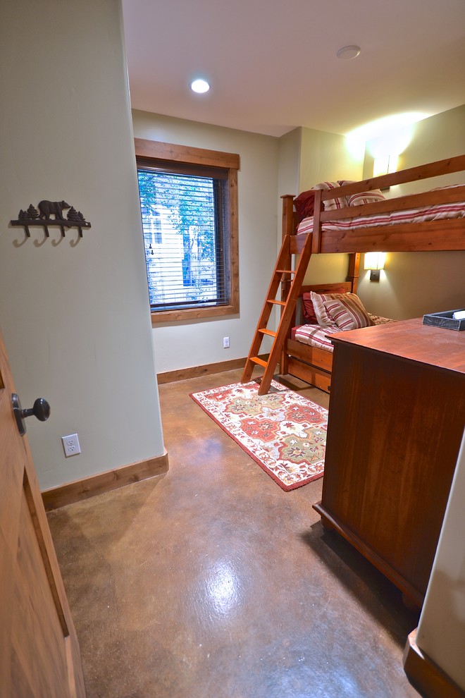 Example of an eclectic basement design in Salt Lake City