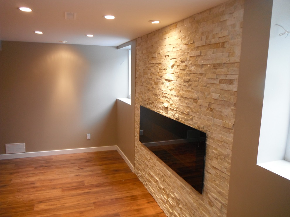 Inspiration for a contemporary basement remodel in Ottawa
