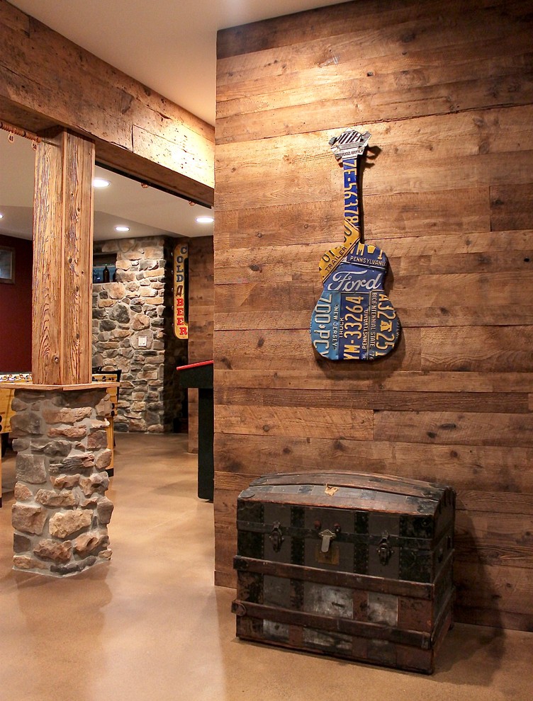 Idee per una taverna rustica interrata di medie dimensioni con pareti marroni, pavimento in cemento e pavimento beige