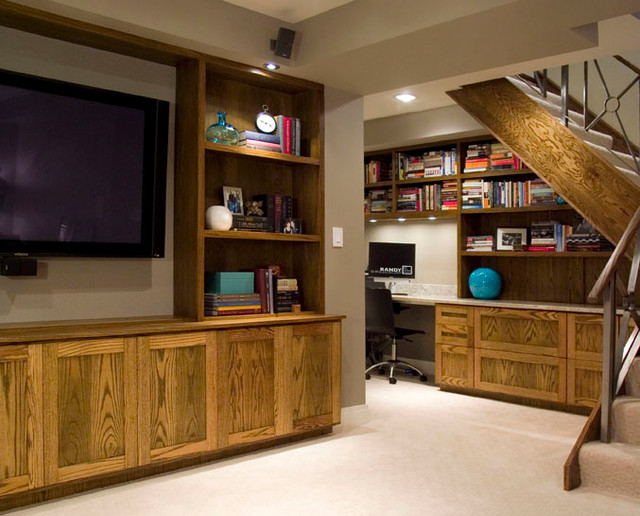 Vintage Condo in Buena Park, Chicago Modern Basement Chicago by