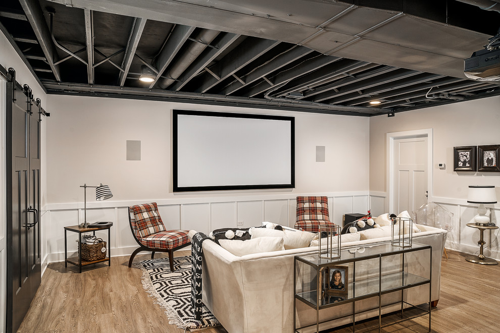 Inspiration for a basement remodel in Chicago