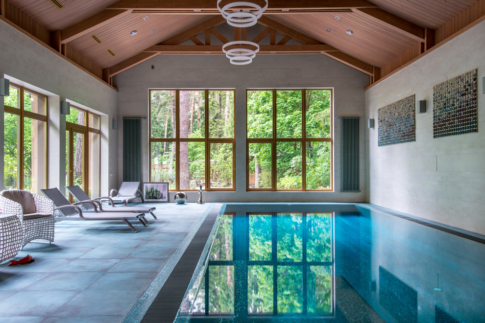 Источник вдохновения для домашнего уюта: бассейн в доме в современном стиле
