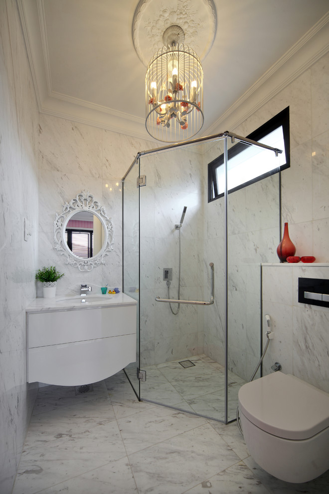 Esempio di una stanza da bagno minimal con doccia ad angolo