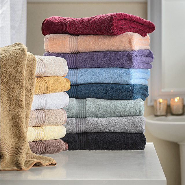 Opbevar gæstehåndklæder og badehåndklæder smart. Her er 6 lækre løsninger:  Opbevarer dine håndklæder praktisk og med stil