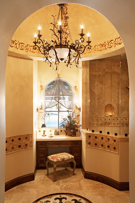 Tuscan bathroom photo in Austin