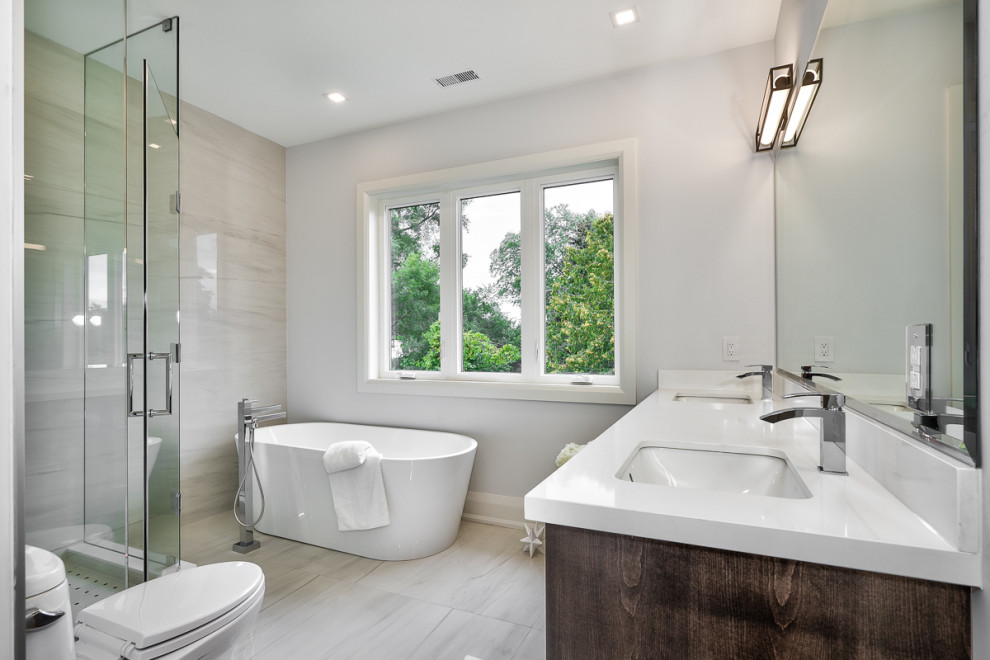 1326 Sheldon Ave. Contemporary Bathroom Toronto by Alpha