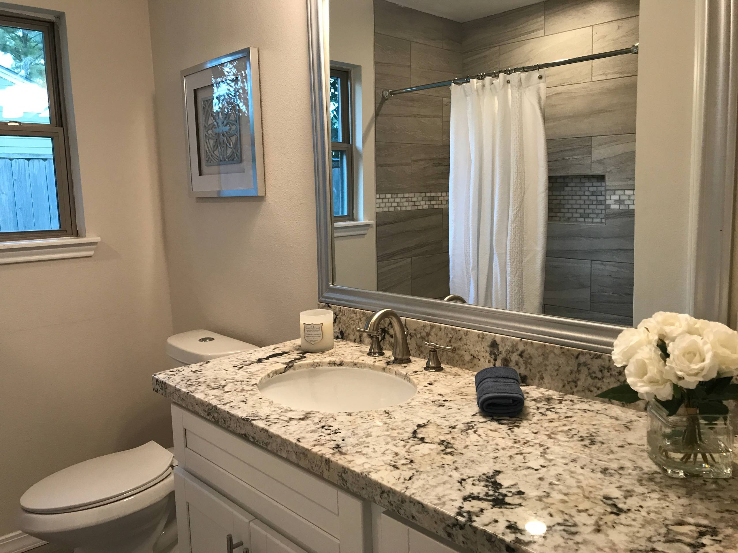 1950s Ranch Midcentury Bathroom Ideas Photos Houzz