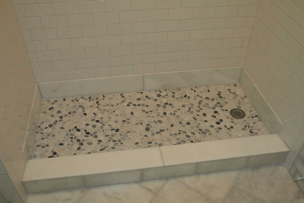 Medium sized modern ensuite bathroom in DC Metro with white tiles and ceramic tiles.