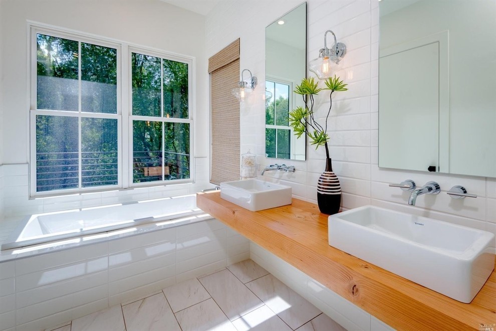 2 Story Creekside Bathroom San Francisco by Nick Lee Architecture