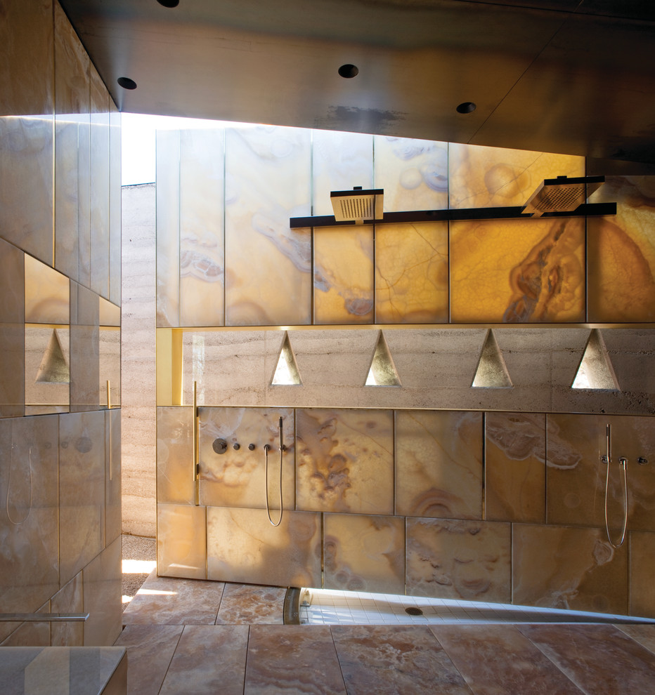 Modernes Badezimmer mit Steinplatten in Phoenix