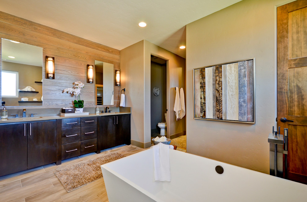 Inspiration for a contemporary bathroom in Boise.