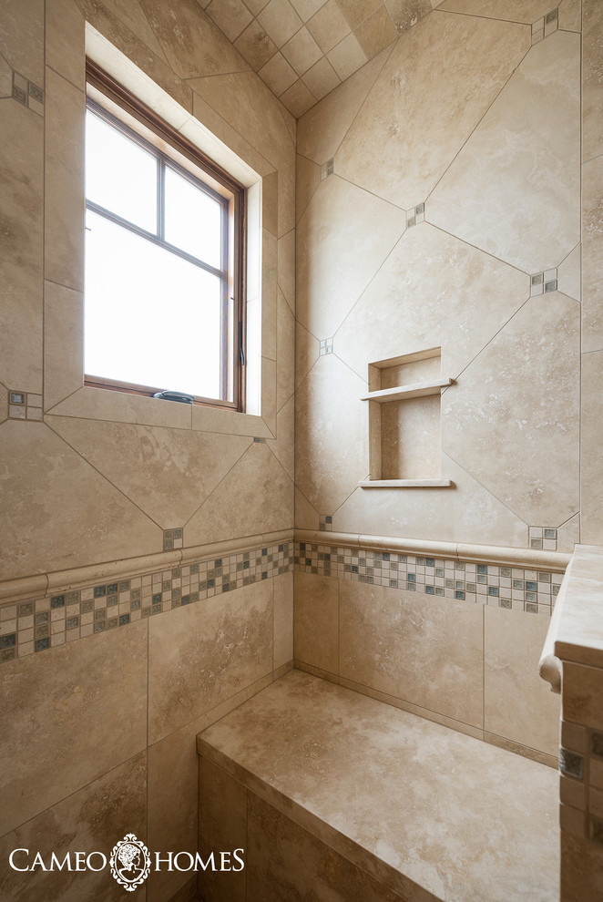 Exemple d'une petite salle de bain montagne en bois brun avec un placard avec porte à panneau surélevé, WC séparés, un carrelage multicolore, mosaïque, un mur blanc, un sol en carrelage de porcelaine, un lavabo encastré et un plan de toilette en stéatite.
