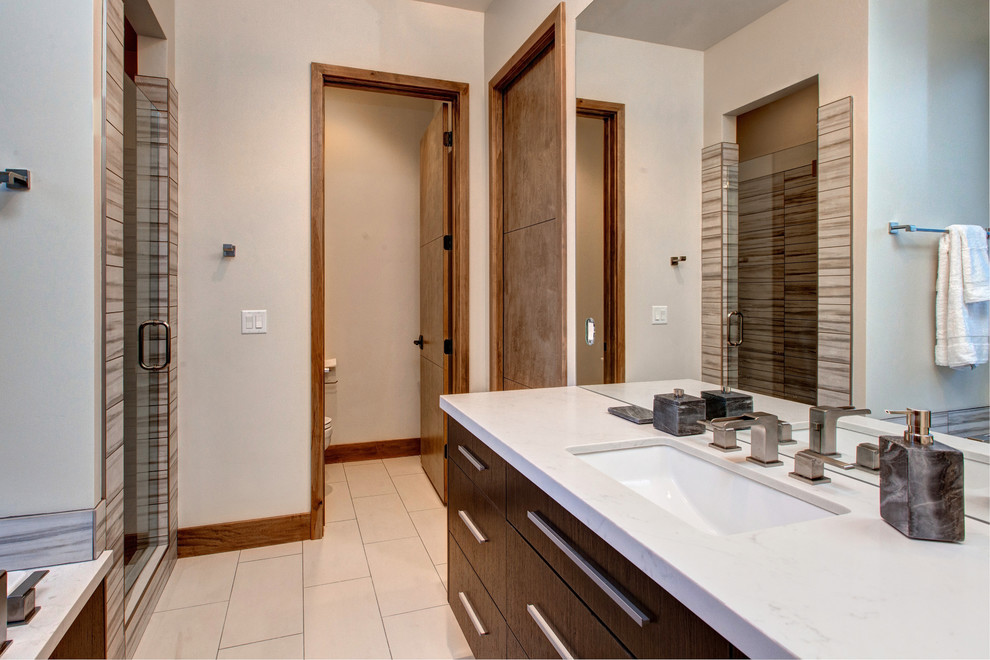 This is an example of a medium sized rustic bathroom in Salt Lake City.