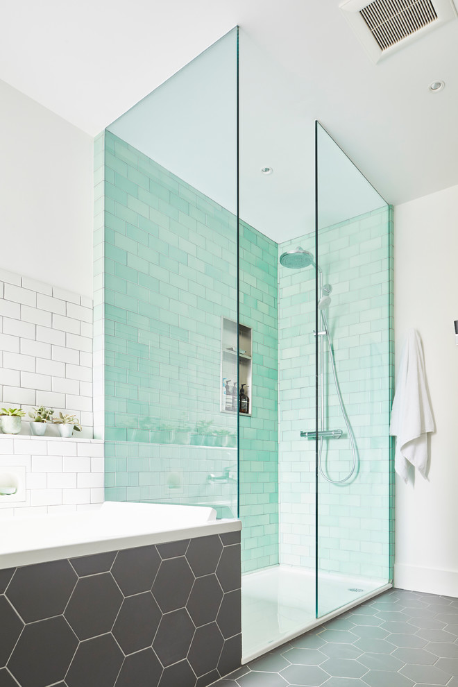 Large danish master green tile and subway tile ceramic tile and gray floor bathroom photo in Toronto with a wall-mount toilet, white walls and a wall-mount sink
