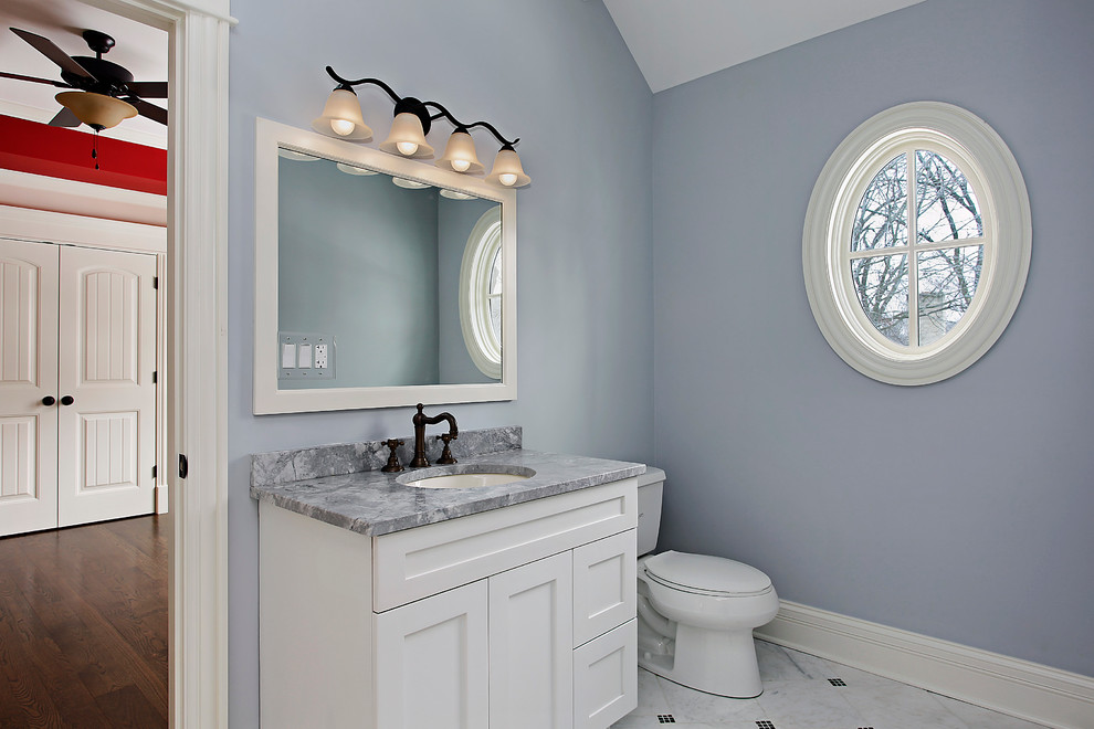Inspiration for a timeless bathroom remodel in Chicago