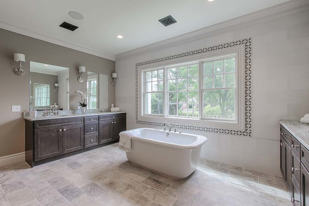 Inspiration for a transitional master bathroom remodel in New York