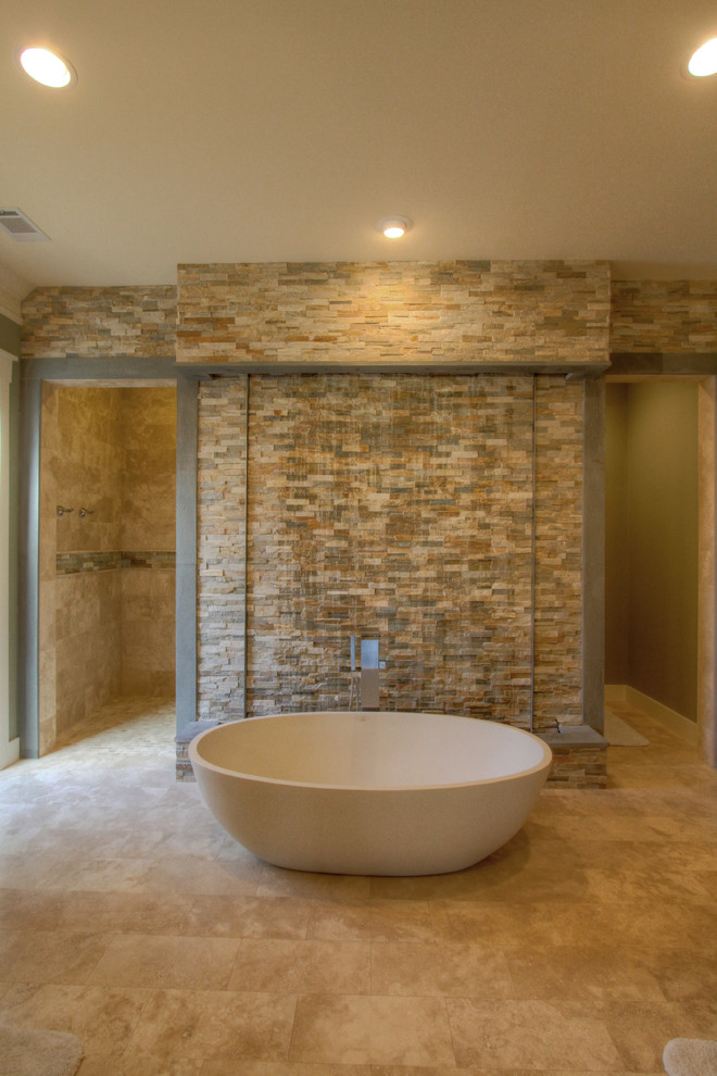 Example of an arts and crafts master stone tile travertine floor bathroom design in Atlanta