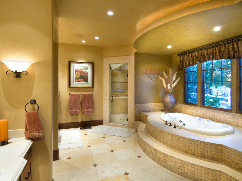 Diseño de cuarto de baño clásico con lavabo bajoencimera, bañera encastrada y ducha esquinera