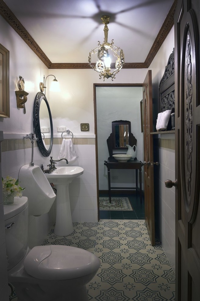 a Filipino traditional revival Traditional Bathroom Other by