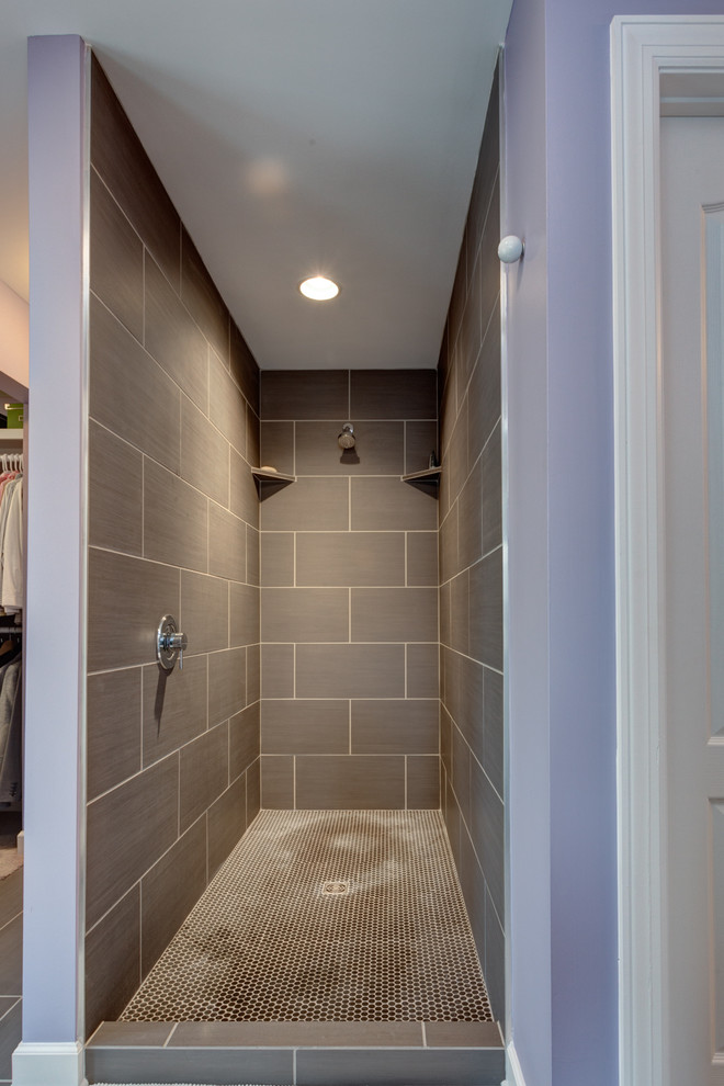 Example of a mid-sized transitional master black tile and porcelain tile porcelain tile walk-in shower design in Nashville with purple walls, an undermount sink and granite countertops