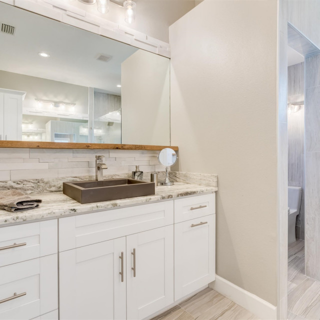 Adagio Lane Modern Bathroom Tampa by Choice Kitchen and Bath