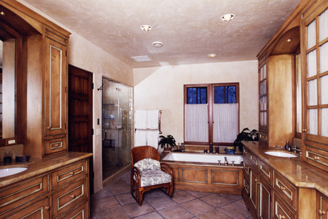 Example of a classic bathroom design in Boise