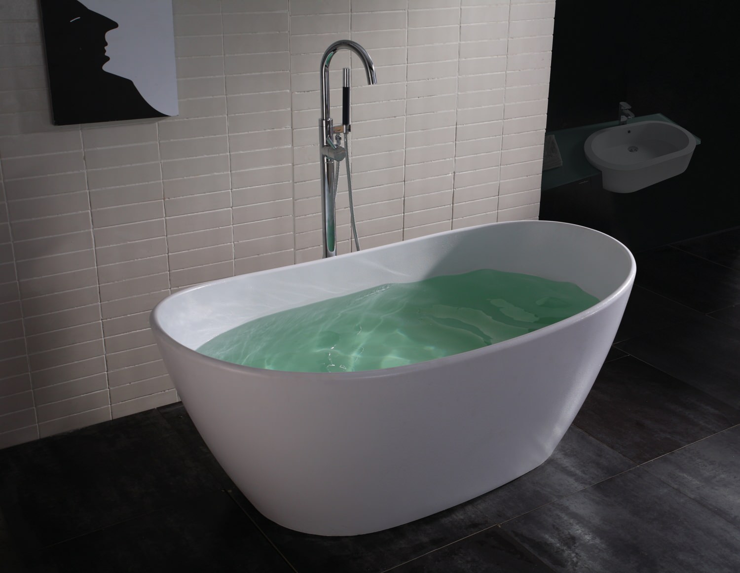 https://st.hzcdn.com/simgs/pictures/bathrooms/adm-bathroom-curved-freestanding-bathtub-white-64-2-sw-135-64-x-33-adm-bathroom-design-img~03c1955201630f06_16-0051-1-f7d1b7b.jpg